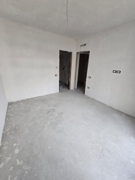 Tirane, shitet apartament 2+1 , 112 m² 212.230 € 