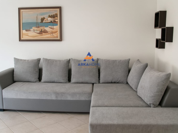 Tirane, jepet me qera apartament 2+1+Ballkon Kati 1, 68 m² 675 € 