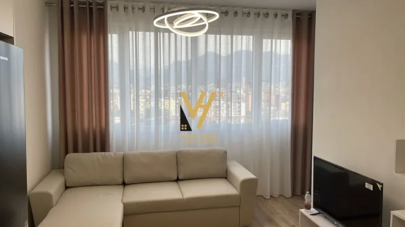 Tirane, jepet me qera apartament 2+1+Ballkon Kati 10, 90 m² 600 € (SPITALI AMERIKAN)