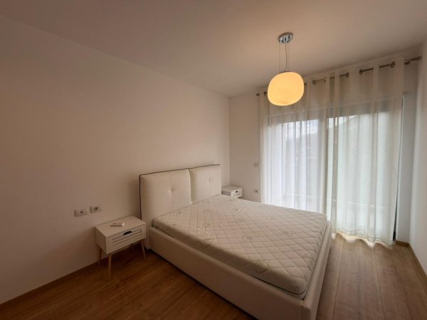 Tirane, jepet me qera Vile 2+1 Kati 0, 236 m² 1.500 € (Olive Grove Residence.)