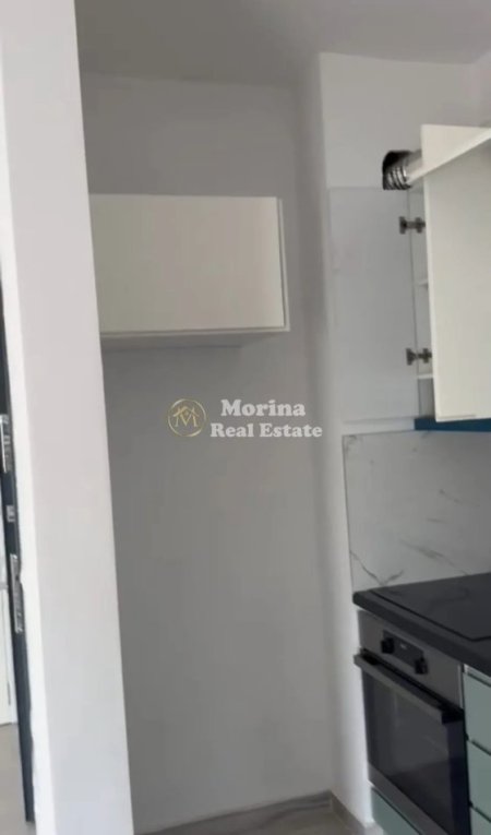 Tirane, jepet me qera garsonier Kati 4, 45 m² 330 € (Rruga 5 Maji)