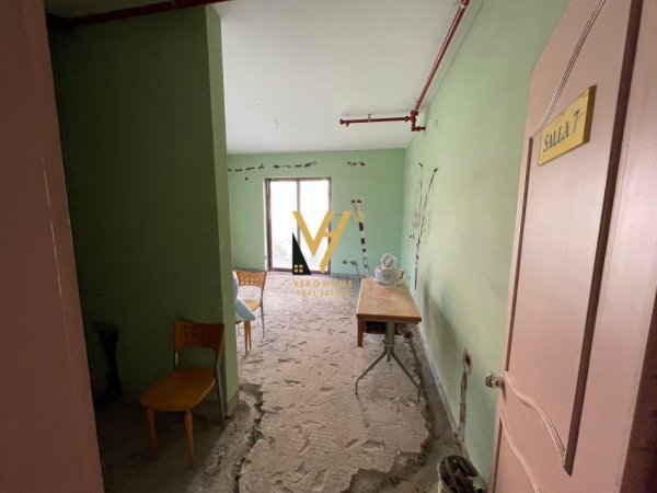 Tirane, shitet ambjent biznesi Kati 0, 2.500 m² (SELITE)