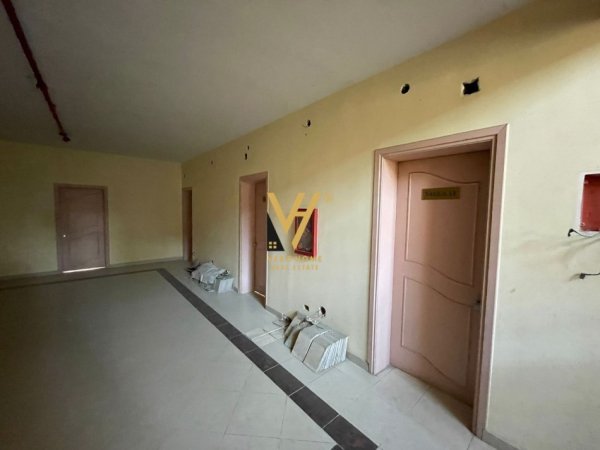 Tirane, shitet ambjent biznesi Kati 0, 2.500 m² (SELITE)