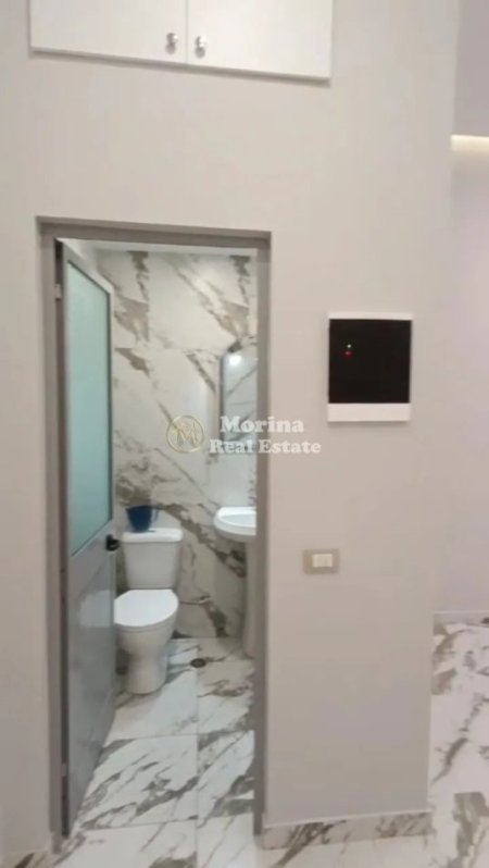 Tirane, jepet me qera ambjent biznesi Kati 1, 30 m² 400 € (Rruga Mine Peza)