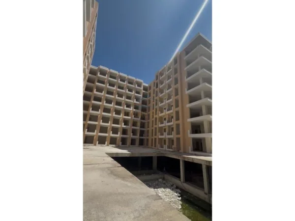 Durres, shitet apartament 2+1 Kati 5, 104 m² 117.000 € (Ish Parku Sportiv)