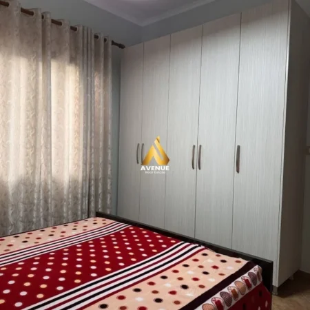 Tirane, jepet me qera apartament 1+1+Ballkon Kati 1, 60 m² 400 € (dervish luzha)