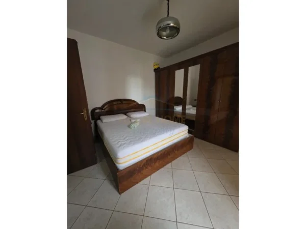 Tirane, jepet me qera apartament 2+1 Kati 4, 92 m² 520 € (Unaza e re, Astir)