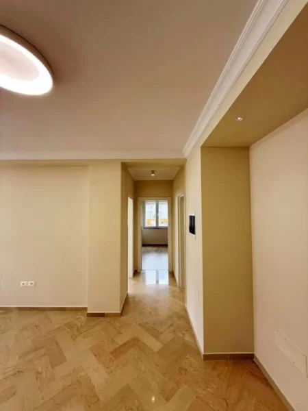 Tirane, shitet apartament 2+1 , 94 m² 260.000 € (parku olimpik)