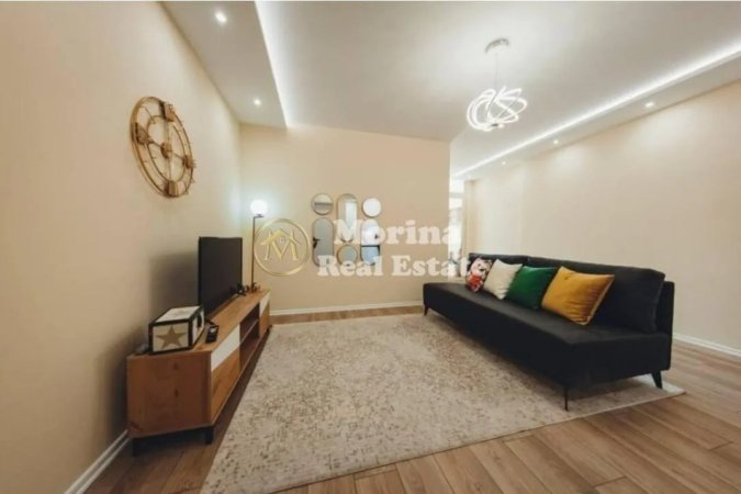 Tirane, jepet me qera apartament 1+1 Kati 4, 60 m² 650 € (Myslym Shyri)