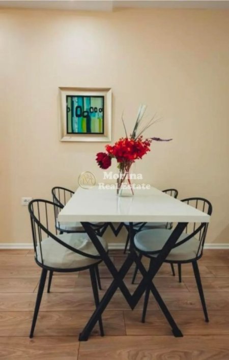 Tirane, jepet me qera apartament 1+1 Kati 4, 60 m² 650 € (Myslym Shyri)