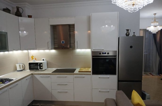 Tirane, jepet me qera apartament 2+1 Kati 2, 87 m² 520 € (FRESK)