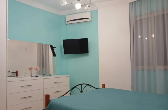 Tirane, jepet me qera apartament 2+1 Kati 2, 87 m² 520 € (FRESK)