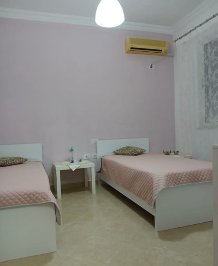 Tirane, jepet me qera apartament 2+1 Kati 2, 87 m² 520 € (FRESK)