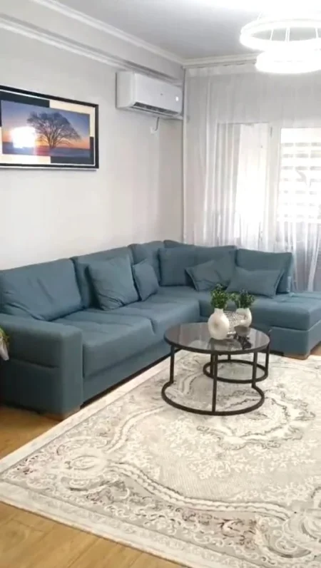 Shitet Apartament 1+1+ Ballkon Totalisht i Mobiluar me Hipoteke ne Astir, pranë Bar Oslo,  125.000 Euro