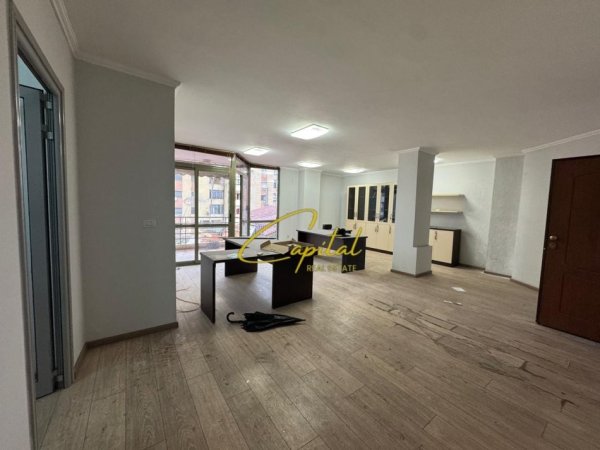 Tirane, shitet apartament 2+1 Kati 3, 103 m² 258.000 € (21 DHJETORI)