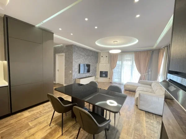 Tirane, shitet nga Pronari, pa-komision apartament 3+1+Ballkon Kati 4, 135 m² 455.000 € (Kopshti Zoologjik, rruga Alla)