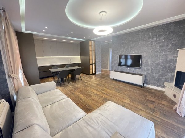 Tirane, shitet nga Pronari, pa-komision apartament 3+1+Ballkon Kati 4, 135 m² 455.000 € (Kopshti Zoologjik, rruga Alla)