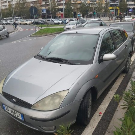 Tirane, shes makine | veture Ford Focus Nafte, gri metalizato manuale Kondicioner 242.000 km 1.200 €
