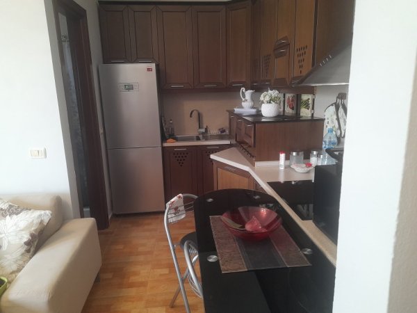 Tirane, jepet me qera apartament 1+1 Kati 11, 55 m² 450 € 