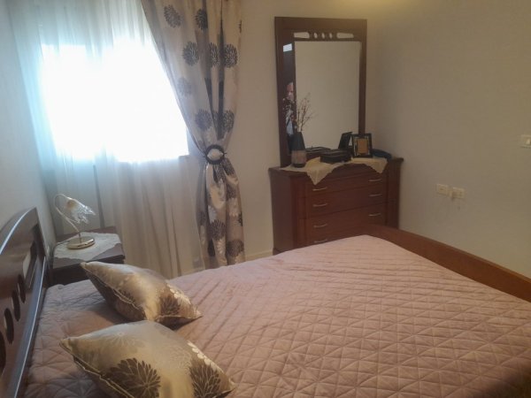 Tirane, jepet me qera apartament 1+1 Kati 11, 55 m² 450 € 