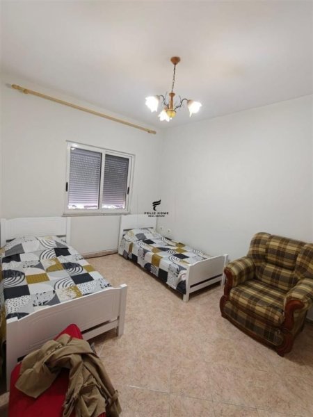 Tirane, jepet me qera apartament duplex 2+1 , 120 m² 60.000 € (RRUGA E DIBRES)