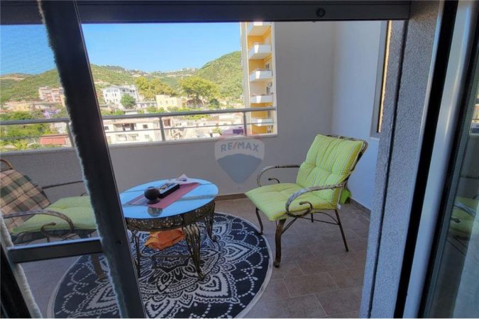 Vlore - Lungomare, shitet apartament 2+1 Kati 4, 92 m² 235.000 € (Lungomare, Rruga Dhimitër Konomi, Vlorë)