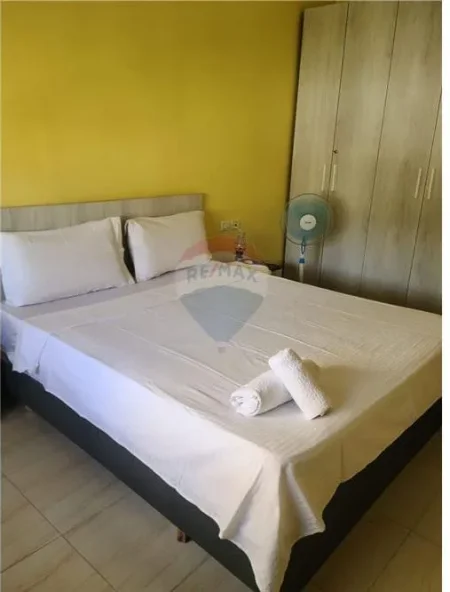 Vlore - Lungomare, shitet apartament 2+1 Kati 4, 92 m² 235.000 € (Lungomare, Rruga Dhimitër Konomi, Vlorë)