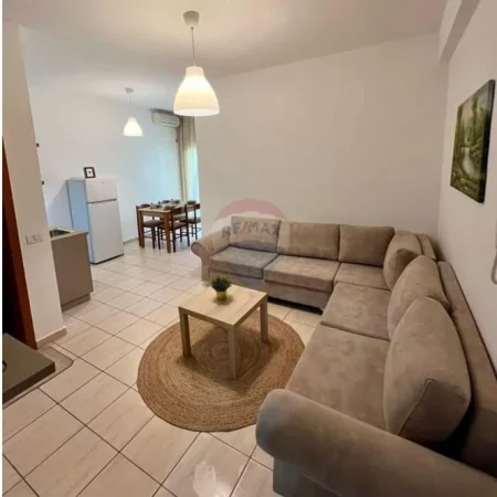 Radhime - Orikum, shitet apartament 1+1 Kati 3, 48 m² 83.000 € (Orikum, Vlorë)