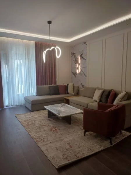 Tirane, jepet me qera apartament 2+1+Ballkon Kati 5, 120 m² 1.700 € (Rruga e kosovareve)