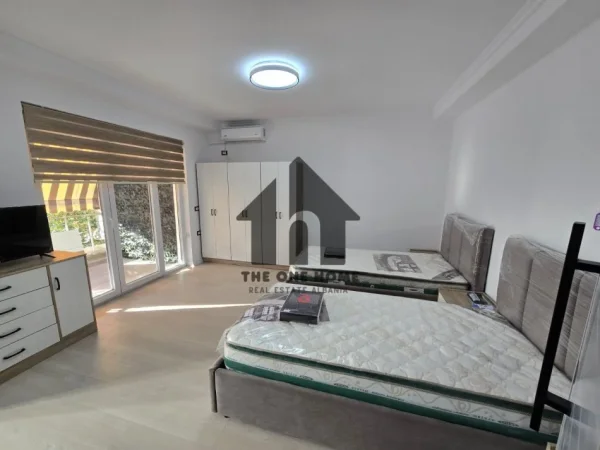 Tirane, jepet me qera garsonier 1+1 Kati 2, 500 € (Piaca - Qender)