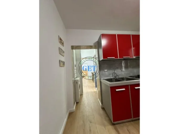 Durres, shitet apartament 2+1 Kati 3, 100 m² 170.000 € (vollga)