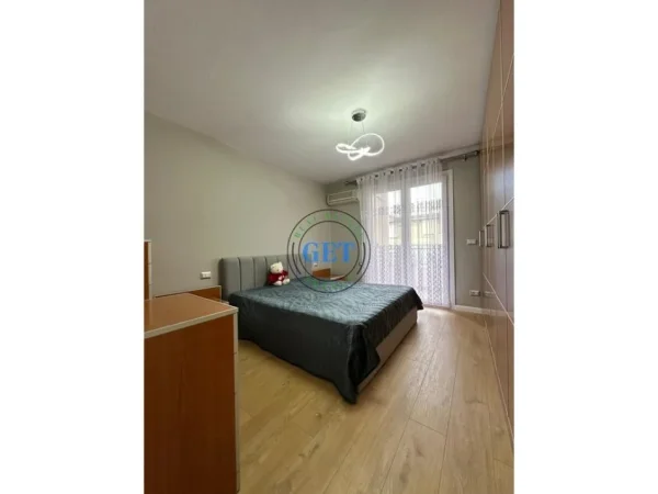 Durres, shitet apartament 2+1 Kati 3, 100 m² 170.000 € (vollga)