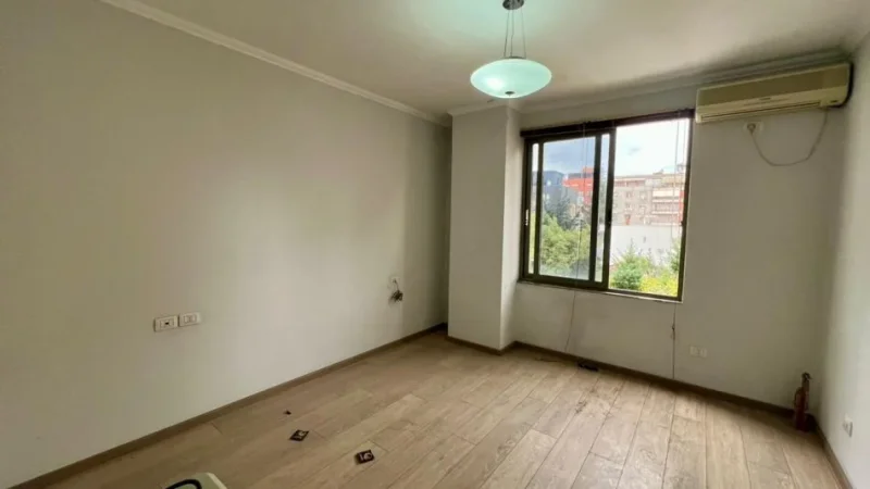 SHITET : 2+1📍21 Dhjetori - Rr.Muhamet Gjollesha (Hotel Mondial) - 258,000€ -  S.103m² - Kt.3 || Mundesi ndarje ne 2 Apartamente🔥