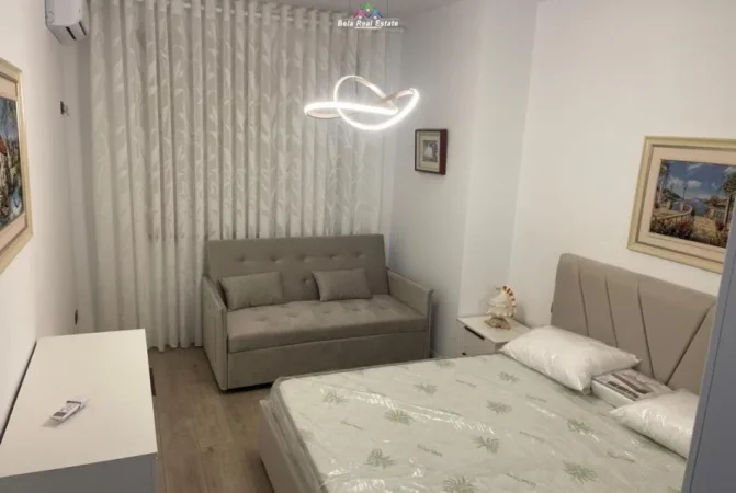 Tirane, jepet me qera apartament 1+1 Kati 9, 62 m² 700 € (Rruga Nikolla Jorga)