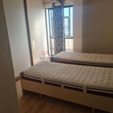 Tirane, jepet me qera apartament 2+1+Ballkon Kati 7, 134 m² 800 €