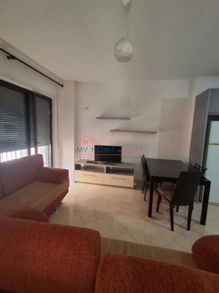 Tirane, shitet apartament 2+1+Ballkon Kati 3, 102 m² 155.000 € 