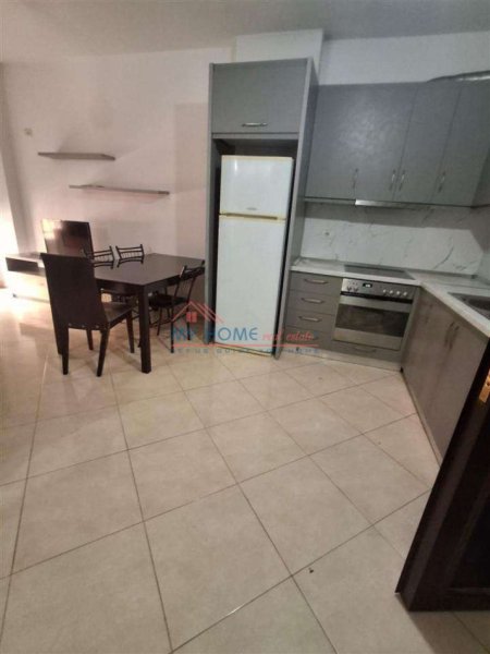 Tirane, shitet apartament 2+1+Ballkon Kati 3, 102 m² 155.000 € 