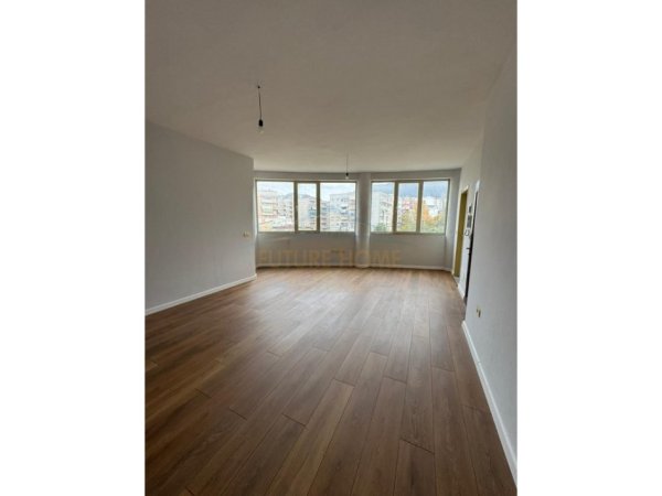 Tirane, shitet apartament 1+1 Kati 2, 64 m² 84.000 € (FRESKU)