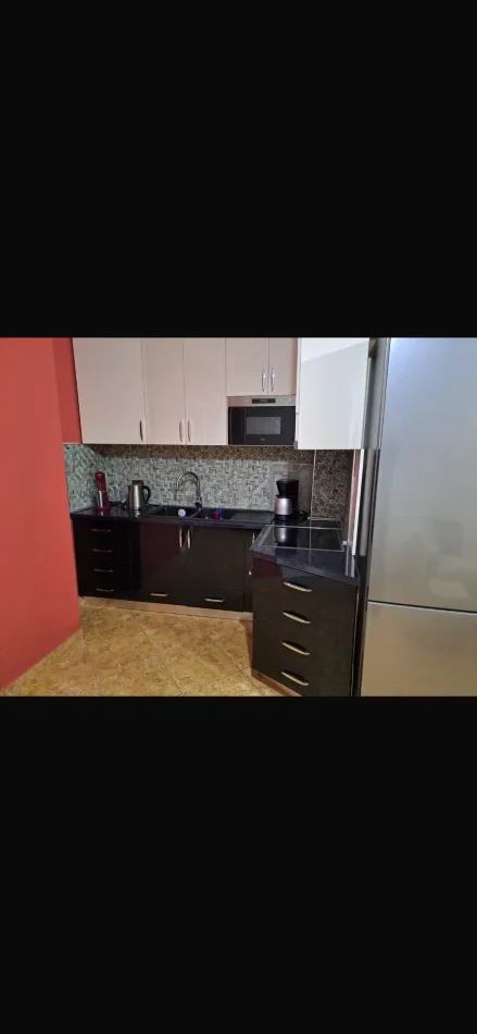 Tirane, jap me qera apartament 2+1+Ballkon Kati 2, 85 m² 350 €