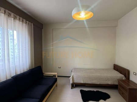 Tirane, jepet me qera apartament 2+1 Kati 3, 114 m² 550 € 