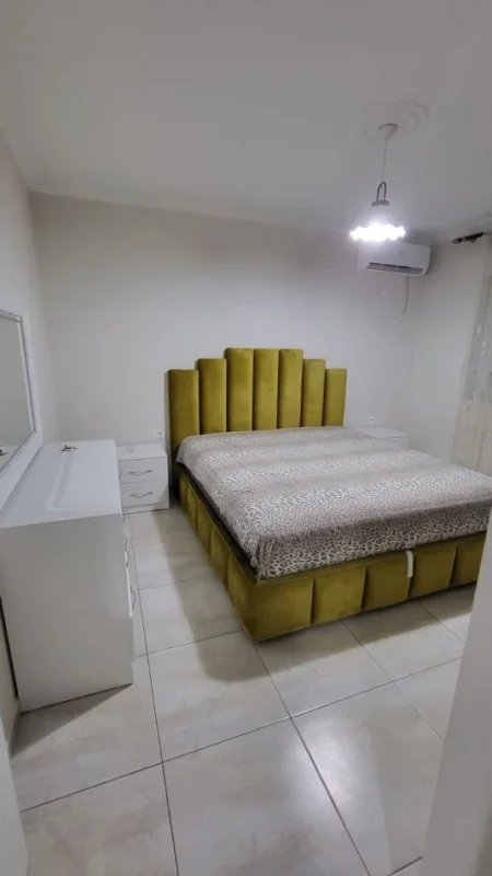 Tirane, jepet me qera apartament 2+1 Kati 2, 90 m² 550 € (Rruga e Elbasanit)