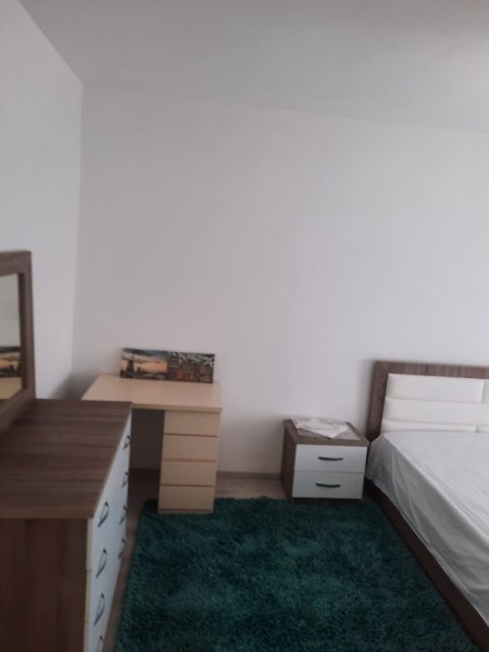 Tirane, jepet me qera apartament 2+1+Aneks+Ballkon Kati 5, 900 € 
