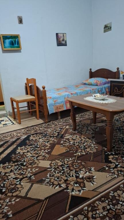 Tirane, jepet me qera garsonier 1+1 Kati 1, 270 €