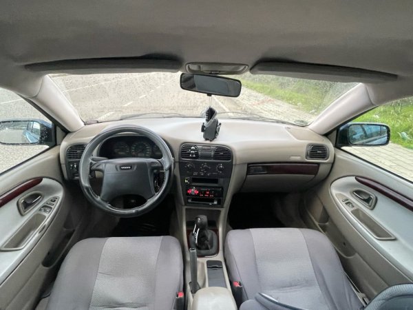 Berat, shes makine me portobagazh Volvo V40 Benzin+Gaz, blu manuale Kondicioner 370 km 2.500 €