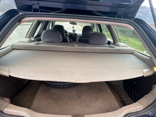 Berat, shes makine me portobagazh Volvo V40 Benzin+Gaz, blu manuale Kondicioner 370 km 2.500 €