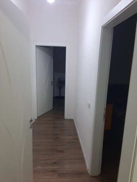 Tirane, shitet apartament 2+1+Ballkon Kati 2, 92 m² 146.000 € (Rruga Rexhep Bastar)