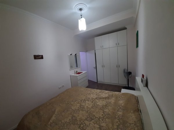 Tirane, shitet apartament 2+1+Ballkon Kati 2, 92 m² 146.000 € (Rruga Rexhep Bastar)