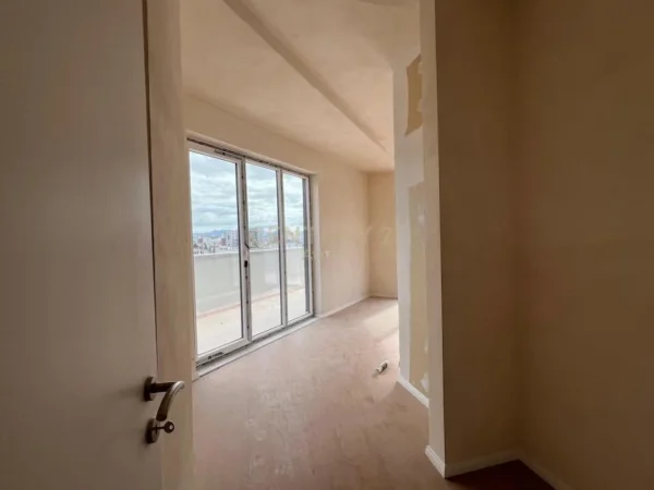 Tirane, shitet apartament Kati 8, 147 m² 150.000 € 