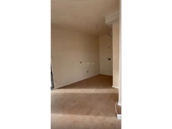 Tirane, shitet apartament Kati 8, 147 m² 150.000 € 