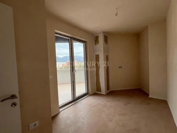 Tirane, shitet apartament Kati 8, 147 m² 150.000 € 